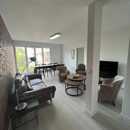Urban Loft Centre *